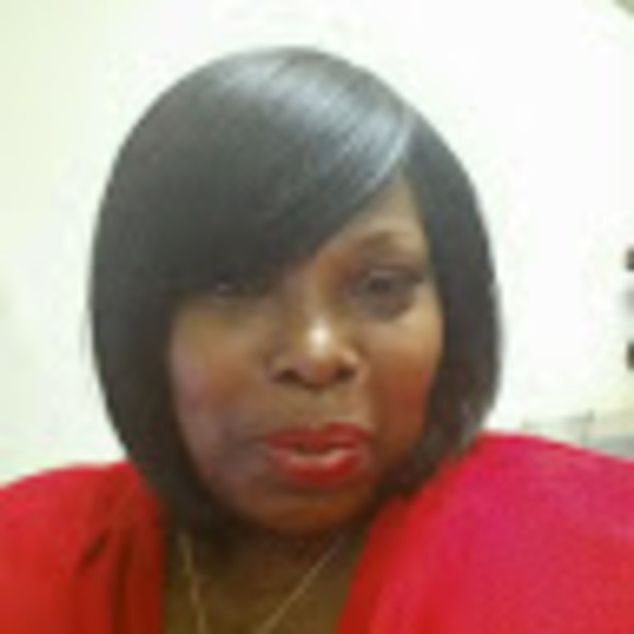 Meet your Posher, Charina - Picture 1 of 1